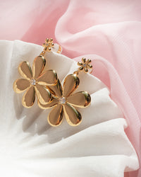 Daisy Statement Earring- Gold View 3