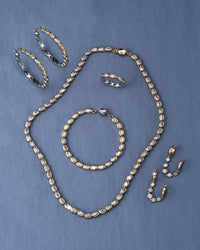 The Palais Eternity Ring- Gold View 2