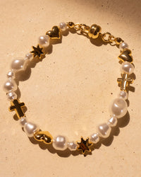 The Etoile Pearl Stud Bracelet view 2