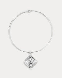The Seychelles Choker-Gold (Ships Late May)