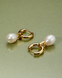 The White Pearl Amalfi Huggies view 2