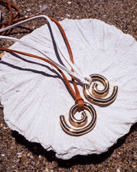 Shell Beach Pendant Necklace- Orange | Sivan Ayla x Luv Aj View 5