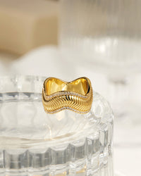 The Wavey Snake Chain Ring- Gold View 3