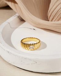 Le Signe Statement Ring- Gold View 4