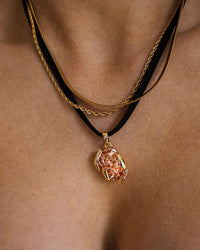 Rosa Pendant Necklace- Gold View 4