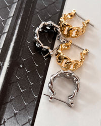The Mini Louis Chain Hoops- Gold View 3