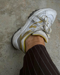 Take Me to the Bungalows Anklet- Gold View 3