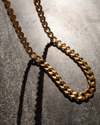 The Classique Skinny Curb Chain (5mm)- Gold view 2