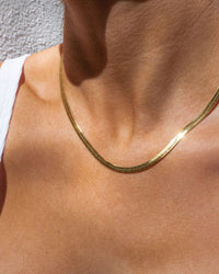 The Classique Herringbone Chain- Gold view 2