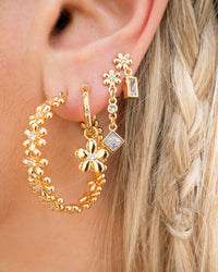 Daisy Chain Studs Set- Gold View 2