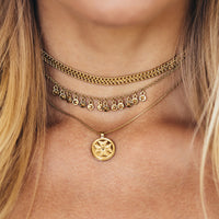 Noa Coin Charm Necklace - Gold View 3