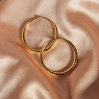 Lucca Hoops- Gold View 4